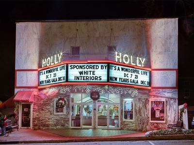 Historic Holly Theatre